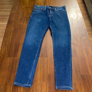 Hudson Nico Super Skinny jeans. Size 28. Dark blue wash.